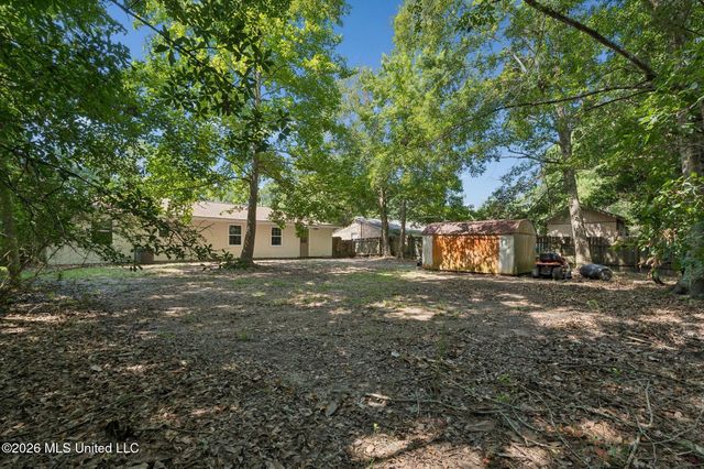 9724 Donchester Circle, Moss Point, MS 39562