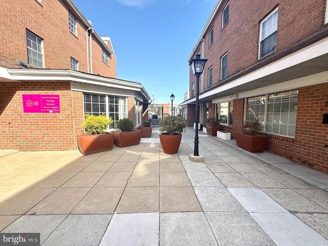 225 MCCLELLAN ST, Philadelphia, PA 19148