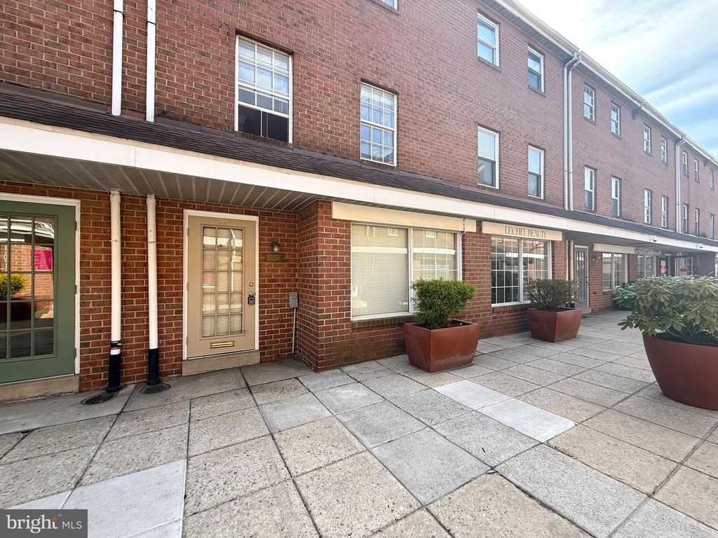 225 MCCLELLAN ST, Philadelphia, PA 19148