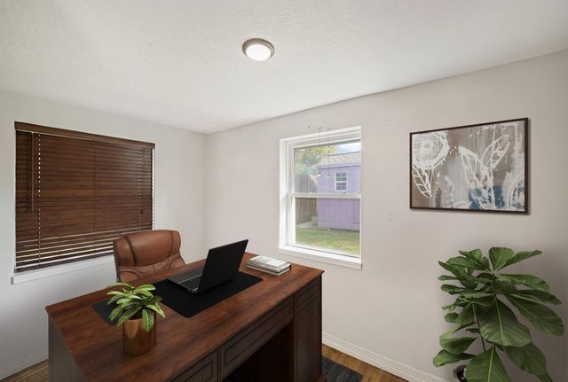 6449 Country Club Drive, Houston, TX 77023