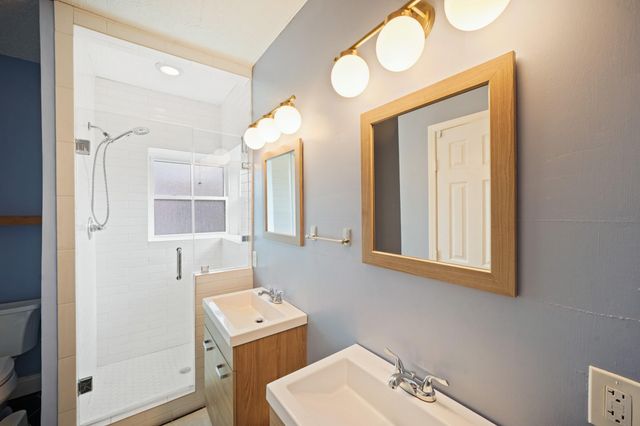 6449 Country Club Drive, Houston, TX 77023