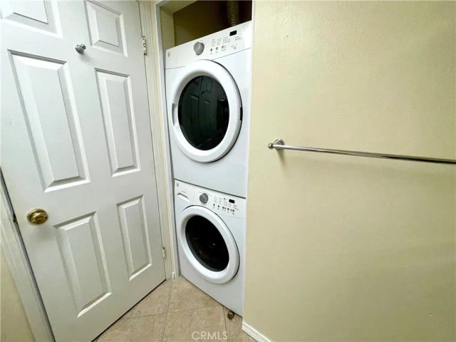 2475 Village Green, Santa Maria, CA 93455