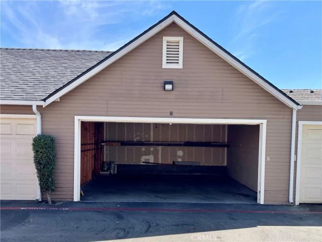 2475 Village Green, Santa Maria, CA 93455