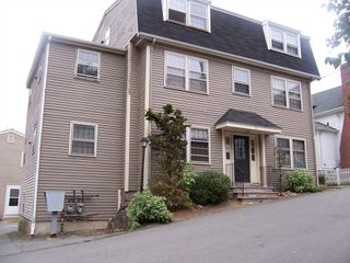 9 Hillside Avenue 4, Marblehead, MA 01945