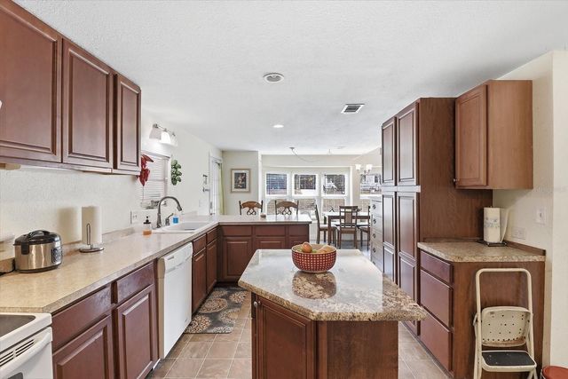 4686 S BRUSH HOLLOW LOOP, Inverness, FL 34450