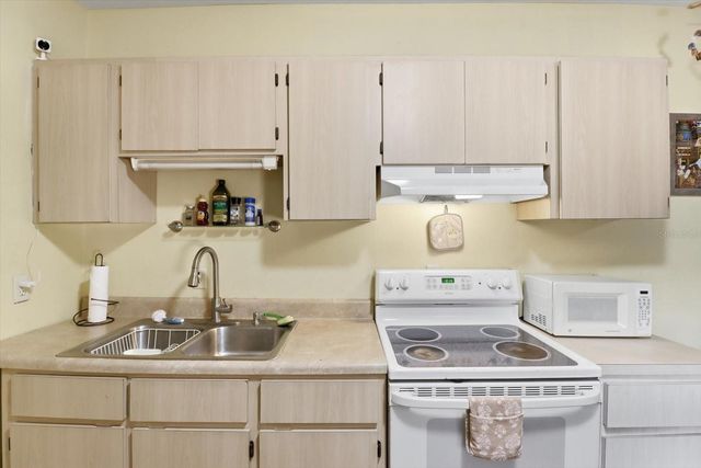 4686 S BRUSH HOLLOW LOOP, Inverness, FL 34450