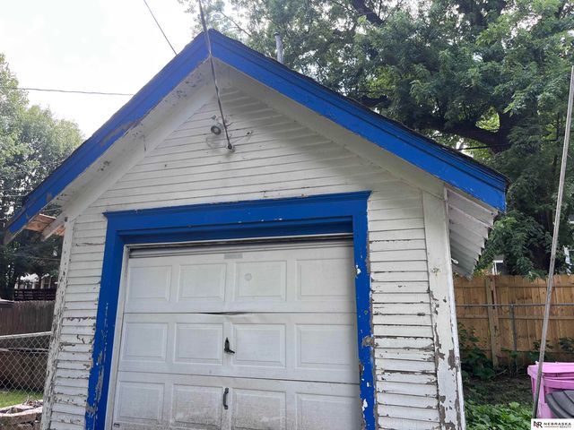 2808 N 45th Street, Omaha, NE 68104
