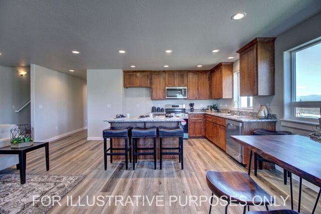 4722 Gebhard Road, Central Point, OR 97502