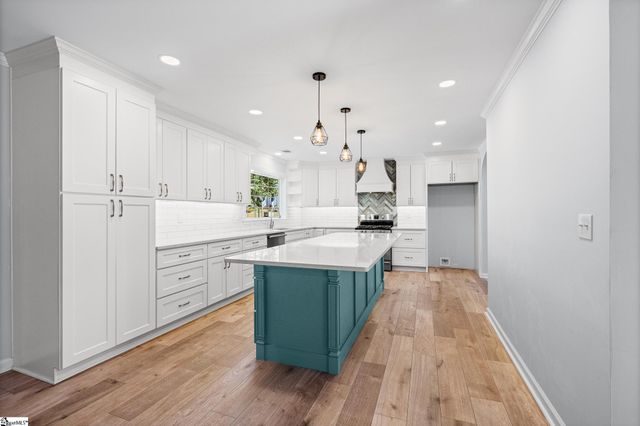 100 Northcliff Way, Greenville, SC 29617