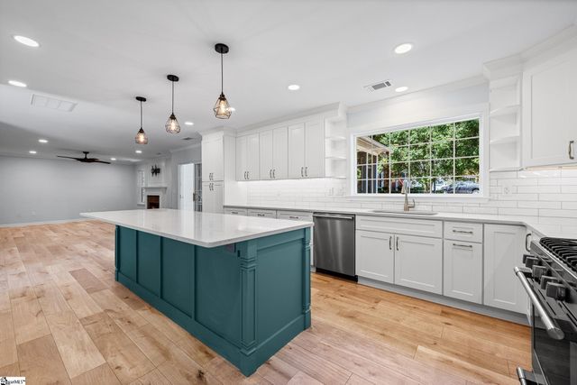 100 Northcliff Way, Greenville, SC 29617