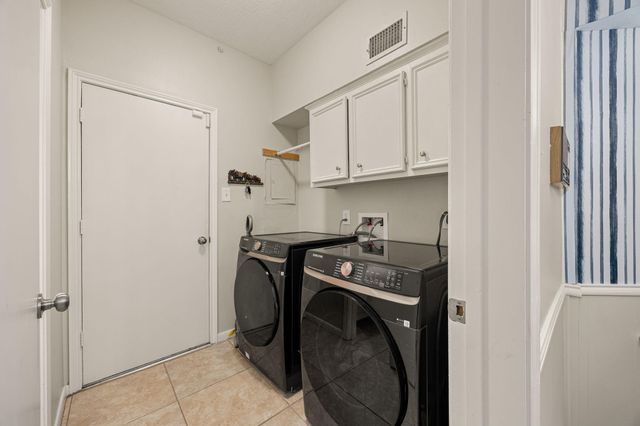 12511 Oak Plaza Drive, Cypress, TX 77429