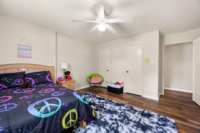 12511 Oak Plaza Drive, Cypress, TX 77429