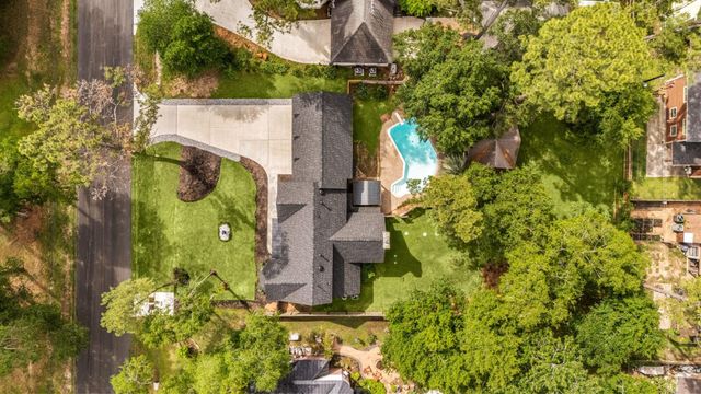 12511 Oak Plaza Drive, Cypress, TX 77429