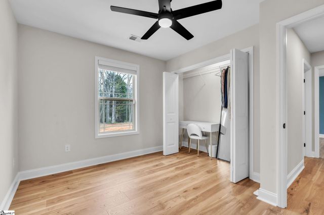 207 Poplar Ridge Road, Simpsonville, SC 29681