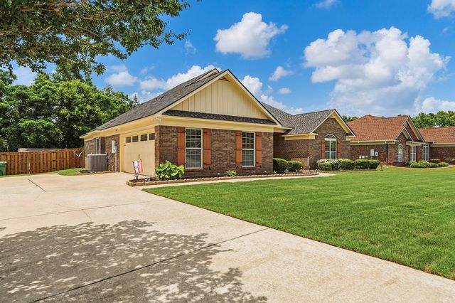 7989 Ivy Park Drive, Fortson, GA 31808