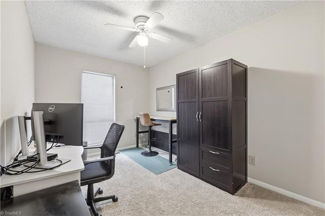 301 Village Lane B, Greensboro, NC 27409
