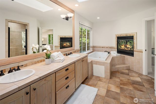 12022 NE 97th Street, Kirkland, WA 98033
