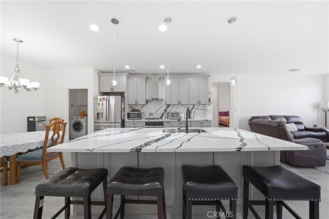13364 Pleasant View, Hesperia, CA 92344