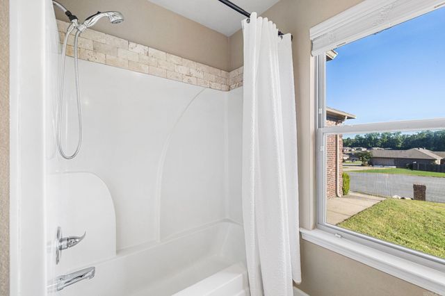 212 Sierra Cove, Austin, AR 72007
