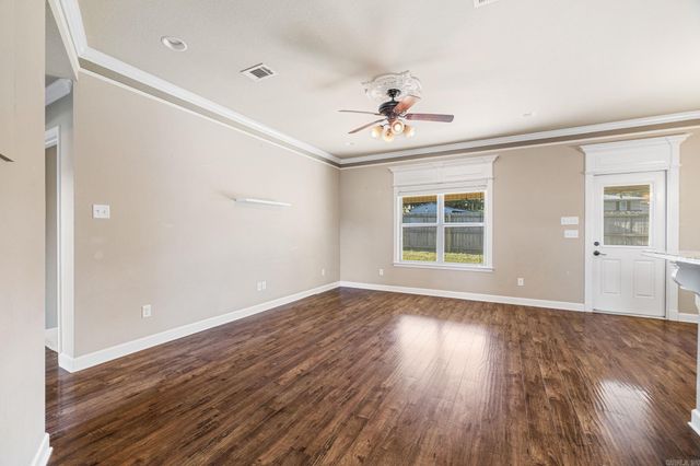 212 Sierra Cove, Austin, AR 72007