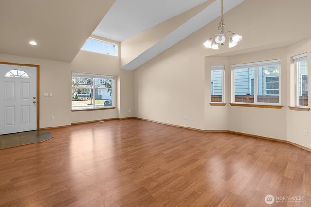28615 227th Avenue SE, Maple Valley, WA 98038