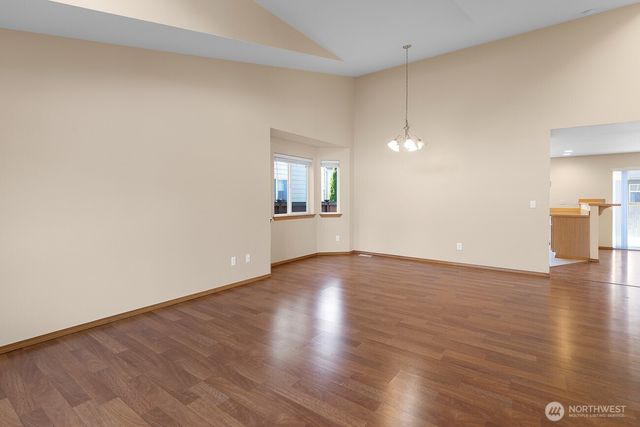 28615 227th Avenue SE, Maple Valley, WA 98038