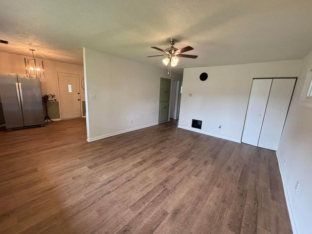 1601 Eastfield Drive N, Columbus, OH 43223