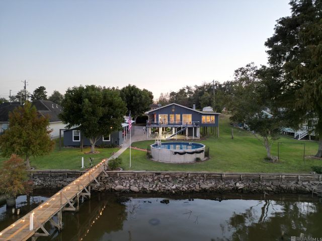 10241 Island Rd, Ventress, LA 70873