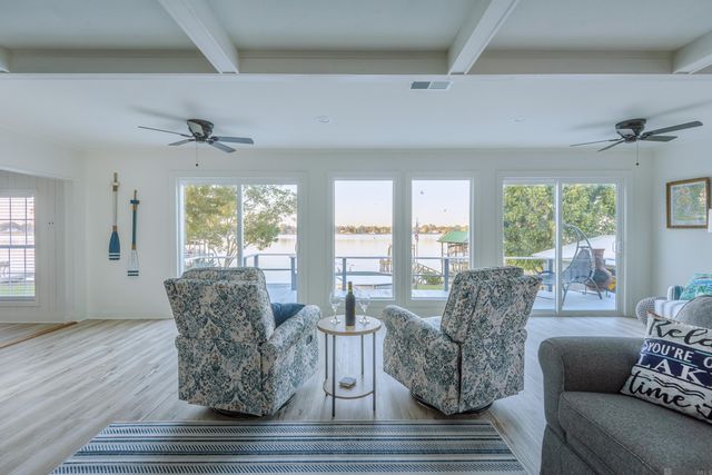 10241 Island Rd, Ventress, LA 70873