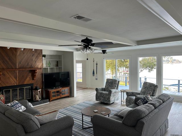 10241 Island Rd, Ventress, LA 70873