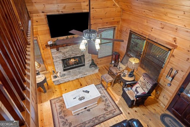 60 Clubhouse Court, Ellijay, GA 30536