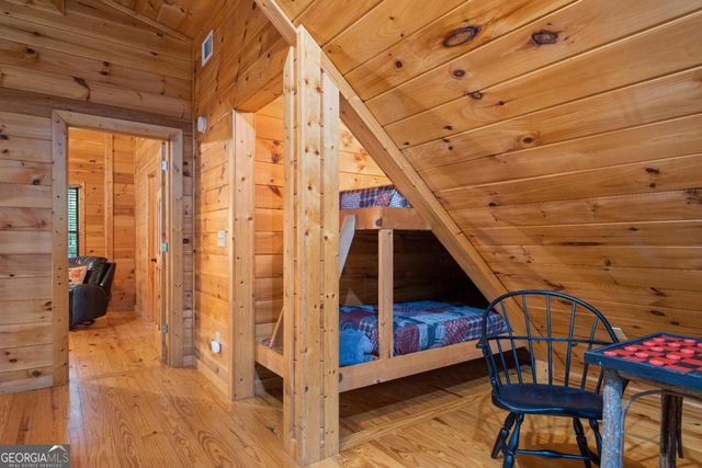 60 Clubhouse Court, Ellijay, GA 30536