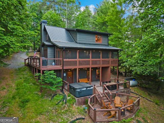 60 Clubhouse Court, Ellijay, GA 30536