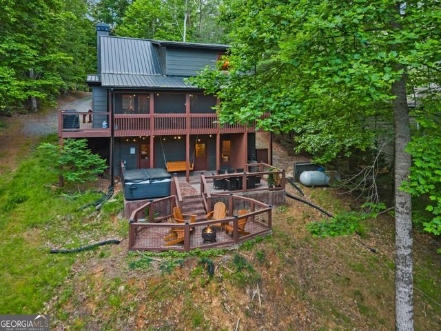 60 Clubhouse Court, Ellijay, GA 30536