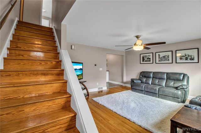 188 Dover Drive, West Seneca, NY 14224