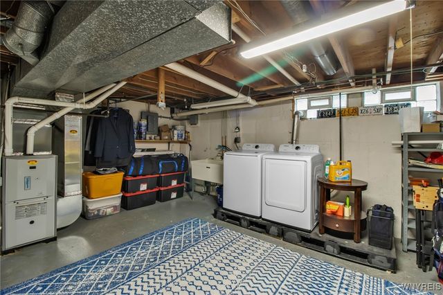 188 Dover Drive, West Seneca, NY 14224