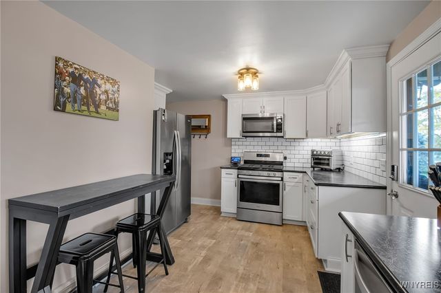 188 Dover Drive, West Seneca, NY 14224