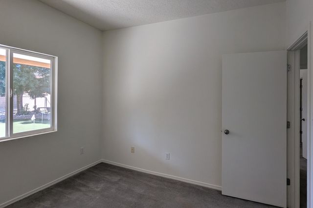 7604 Calle Armonia NE, Albuquerque, NM 87113