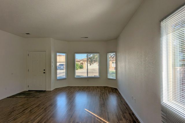 7604 Calle Armonia NE, Albuquerque, NM 87113