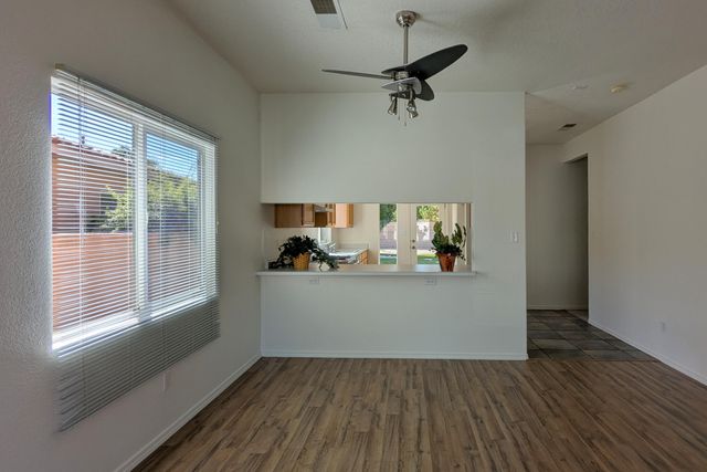 7604 Calle Armonia NE, Albuquerque, NM 87113