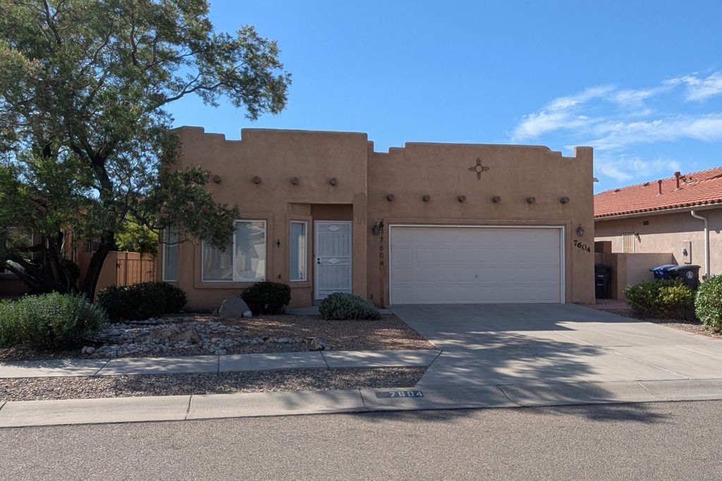 7604 Calle Armonia NE, Albuquerque, NM 87113