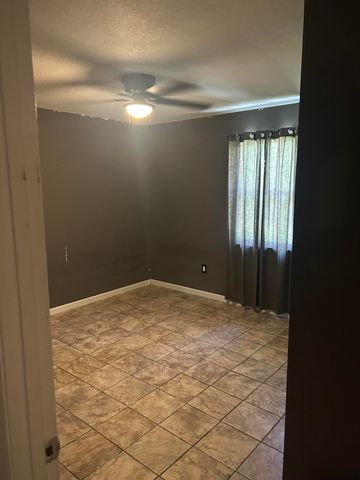 2462 SE Pinero Road, Port St. Lucie, Port St Lucie, FL 34952