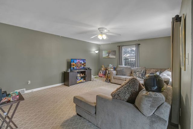 221 1ST Street, Brighton Twp, PA 15009
