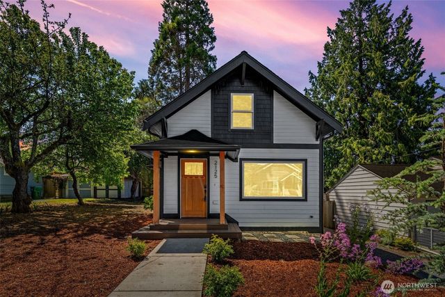 2125 N 90th Street, Seattle, WA 98103