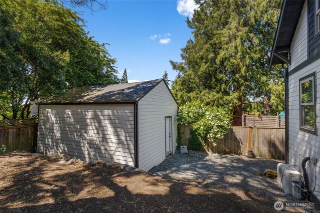 2125 N 90th Street, Seattle, WA 98103