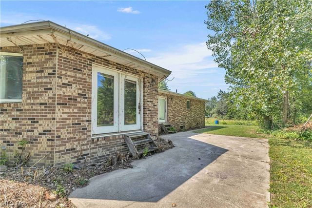 8935 Oberlin Road, Elyria, OH 44035