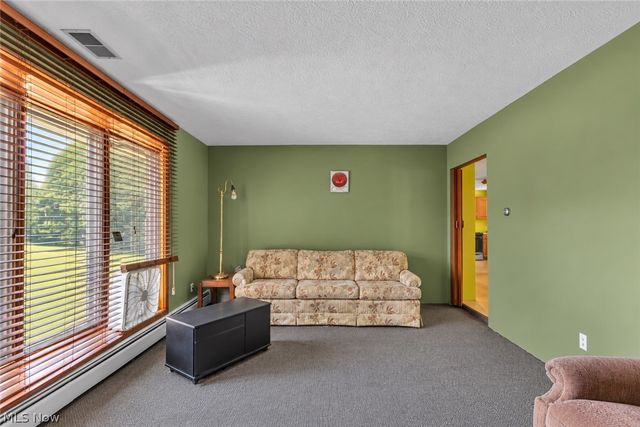8935 Oberlin Road, Elyria, OH 44035