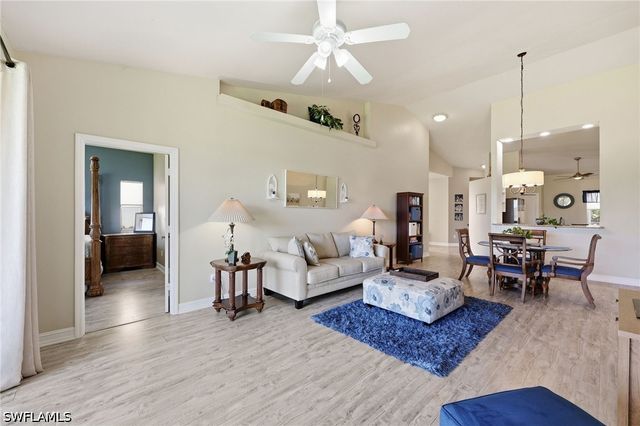 7887 Sanctuary CIR 2, Naples, FL 34104