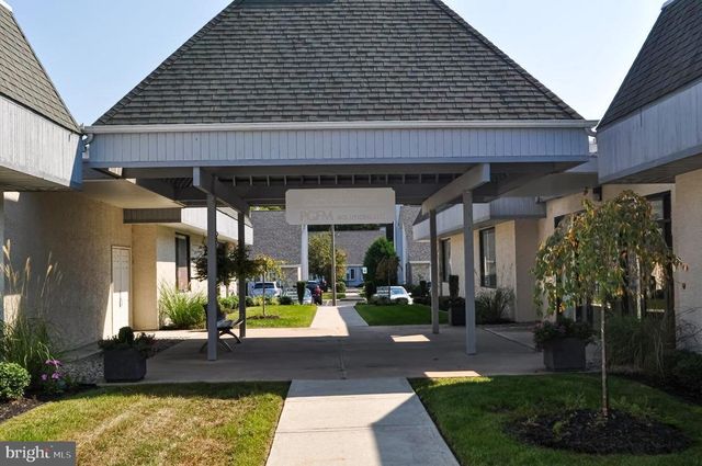 860 ROUTE 168, Turnersville, NJ 08012