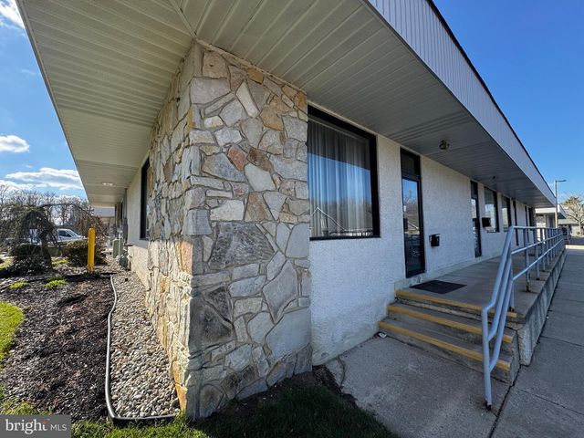 860 ROUTE 168, Turnersville, NJ 08012